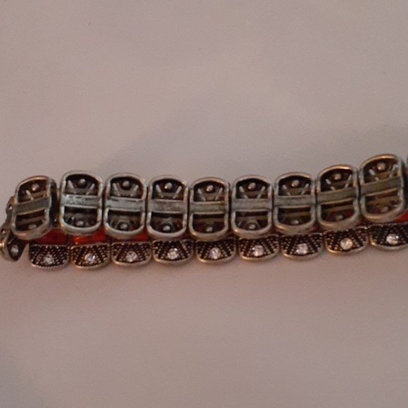 VTG 💖 Fashion Jewelry Coral Color Bracelet - Picture 6 of 7